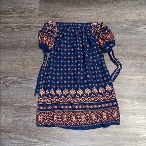 Juniors medium off the sholder dress